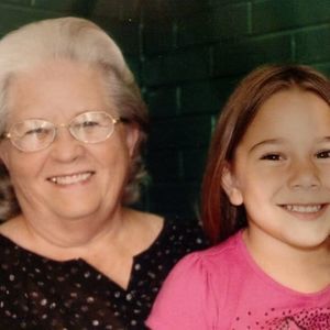 Meet your Posher, Bobbie